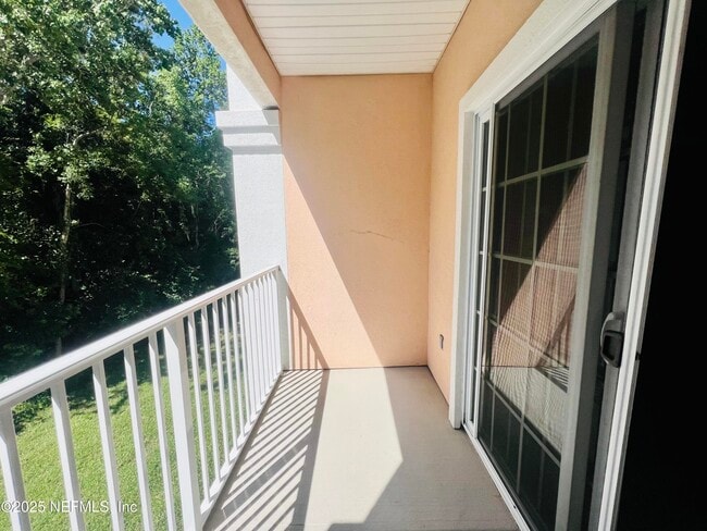 Building Photo - 4990 Key Lime Dr