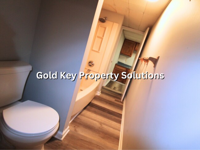 Building Photo - 517-519-519 Wheeling Ave