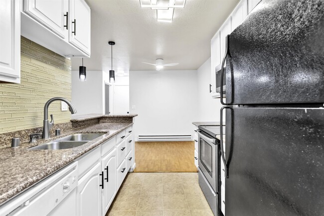 Building Photo - 165 Lighthouse Dr