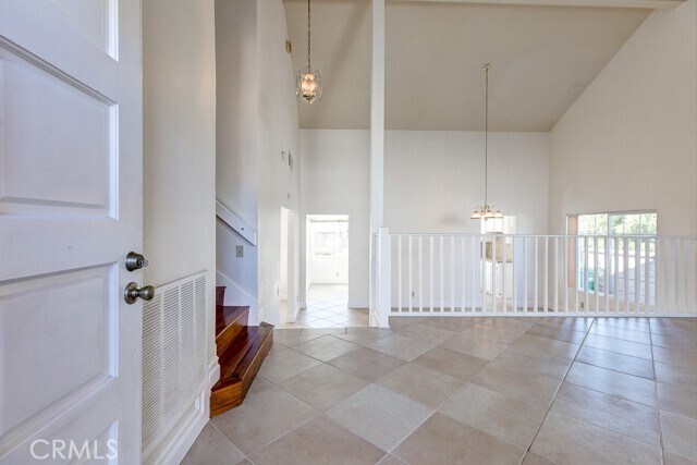 Building Photo - 16 Duane