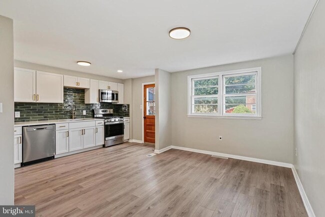 Building Photo - 934 Circle Dr
