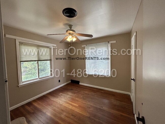 Building Photo - NO DEPOSIT option available for qualified ...