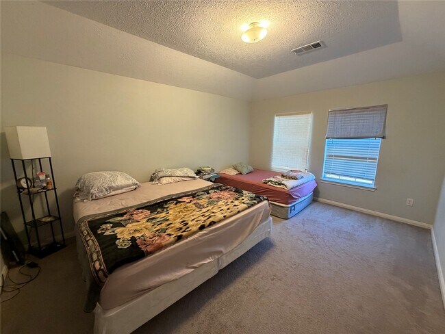 Building Photo - 25222 Ibris Ranch Dr