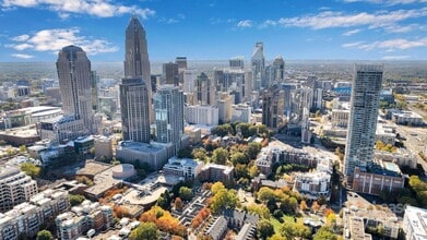 Building Photo - 224 N Poplar St