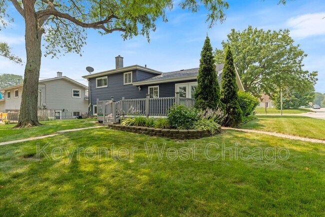 Building Photo - 1003 S Finley Rd