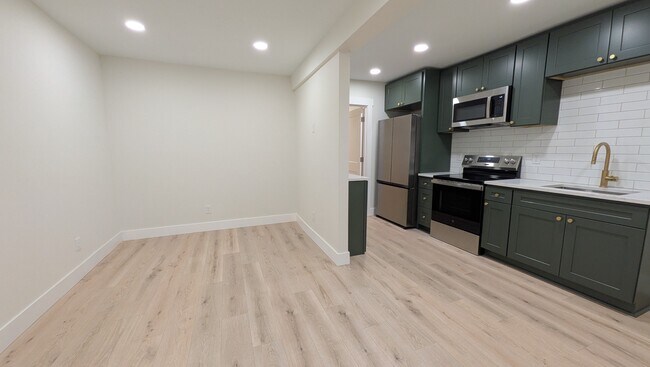 Building Photo - 4310 Grant St