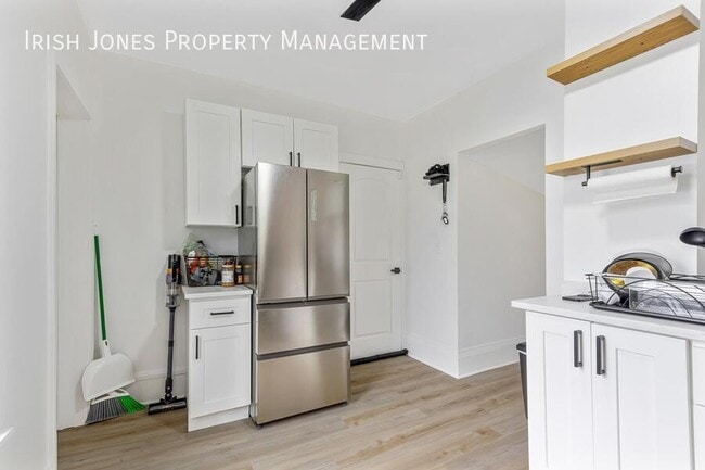 Building Photo - 9 West Ave