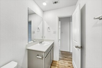 Building Photo - 22259 Stoney Ravine Dr