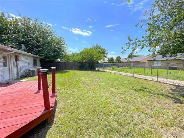 Building Photo - 5300 Slay Dr