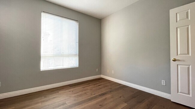 Building Photo - 3BD/3BA - Exclusive Townhome Living on Communication Hill: Modern Comfort Meets Scenic Views