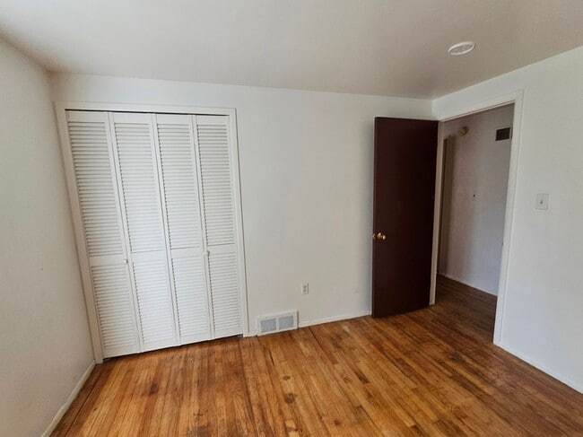 Building Photo - 29576 City Center Dr