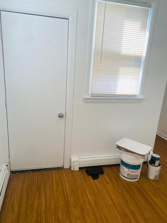 Building Photo - 3118 Belgrade St