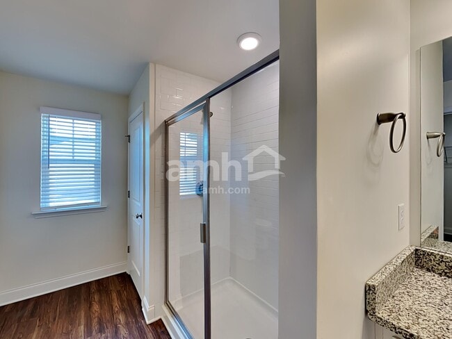 Building Photo - 300 Bourne St