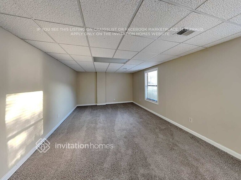 Building Photo - 2086 Arrowhead Trail