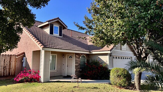 Building Photo - 445 S 19th Ave