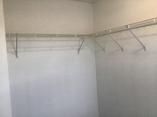 Building Photo - 14258 Marilyn Rd