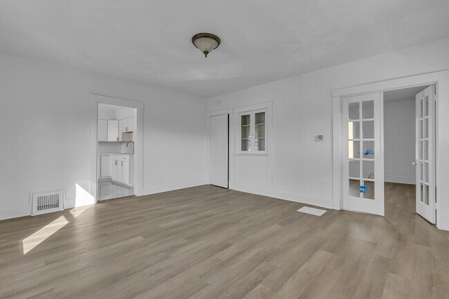 Building Photo - 81 Beaver St