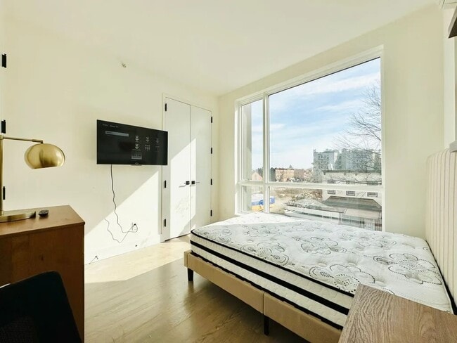 Building Photo - 36-13 32nd St