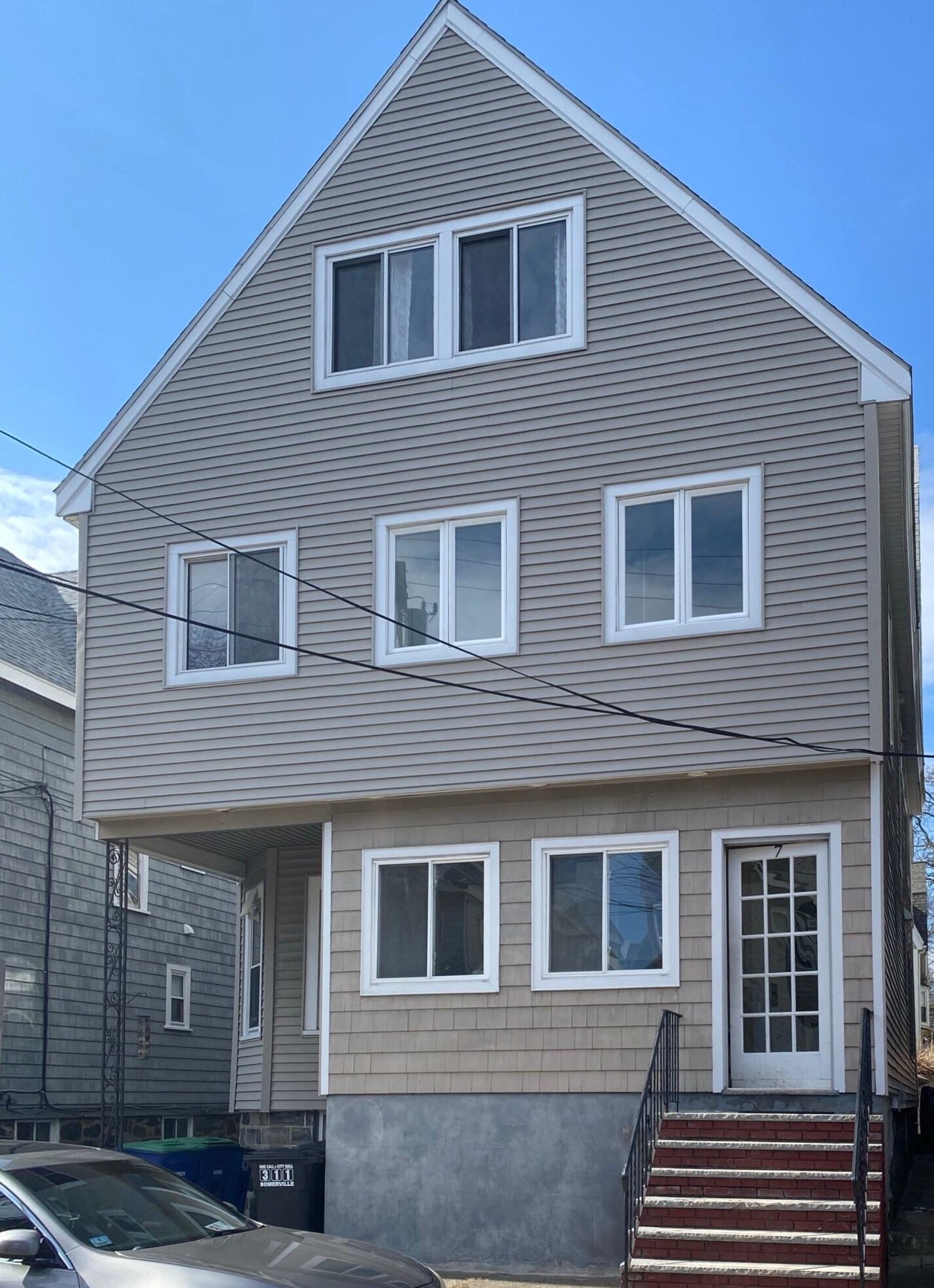 Building Photo - 5 Lowden Ave