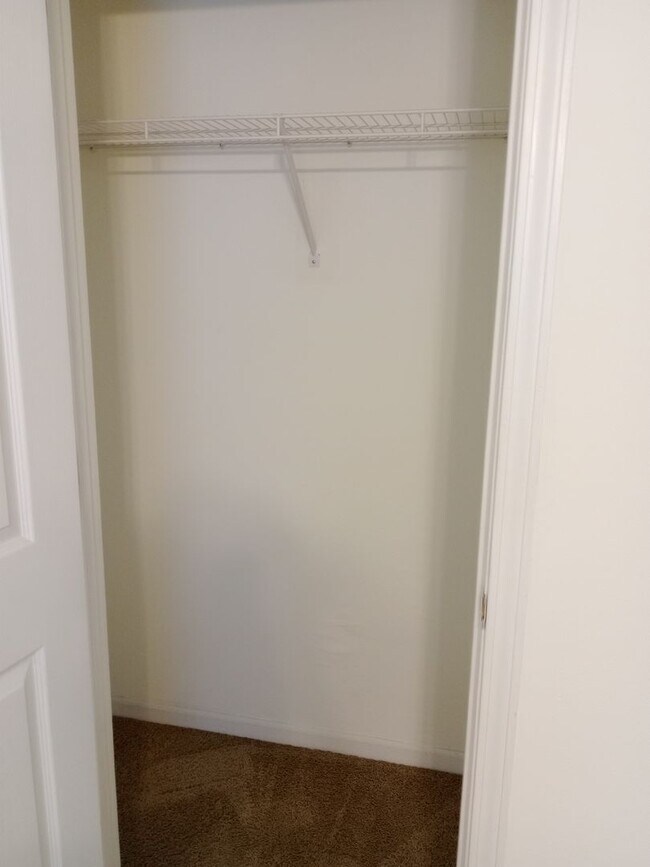 Building Photo - 3527-3529 Prescott Dr.