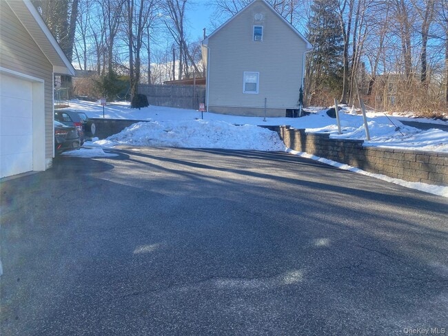 Building Photo - 1777 US-6