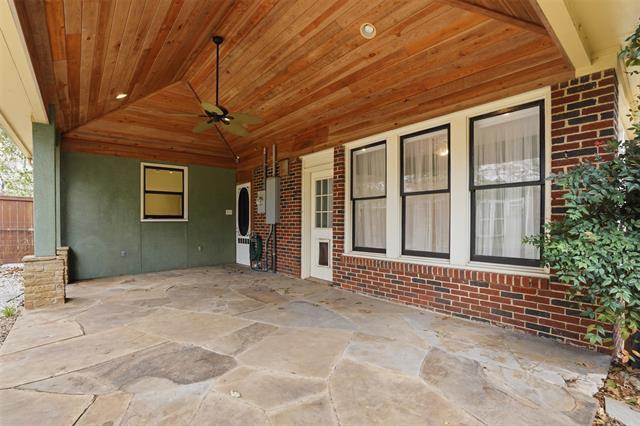 Building Photo - 1039 N Winnetka Ave