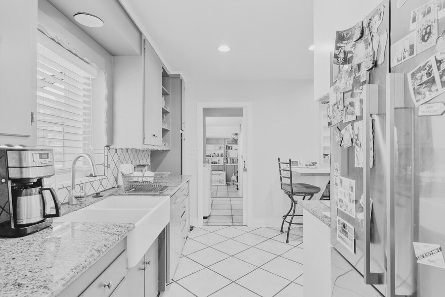 Building Photo - 12402 Cumpston St