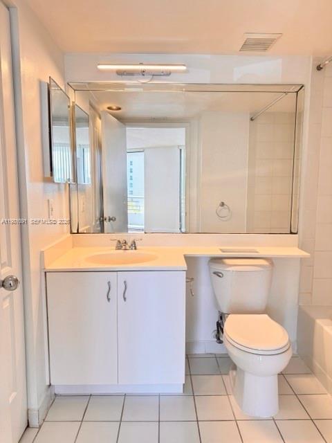 Building Photo - 3300 NE 191st St