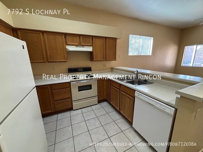 Building Photo - 7792 S Lochnay Pl