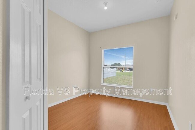 Building Photo - 166 Big Sioux Dr