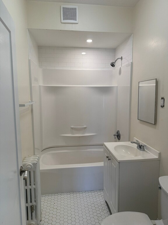 Building Photo - 93 Sydney St