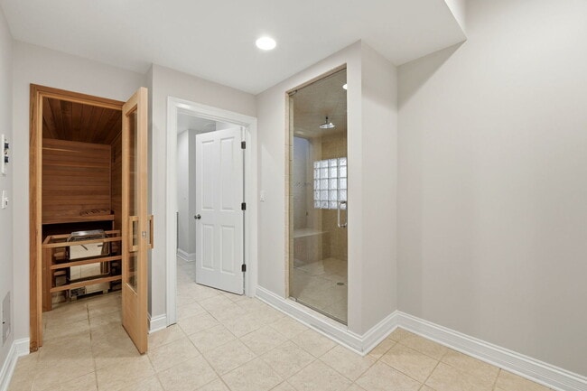 Building Photo - 2181 2nd St