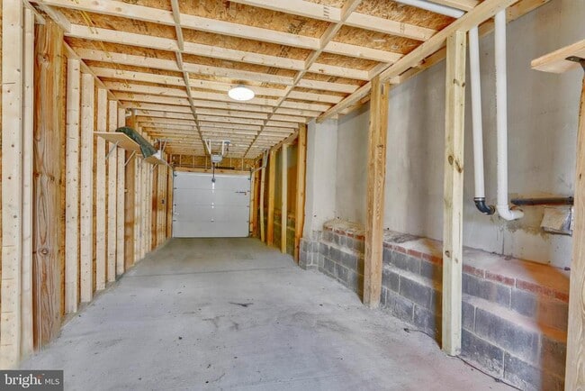 Building Photo - 903 N Bradford St