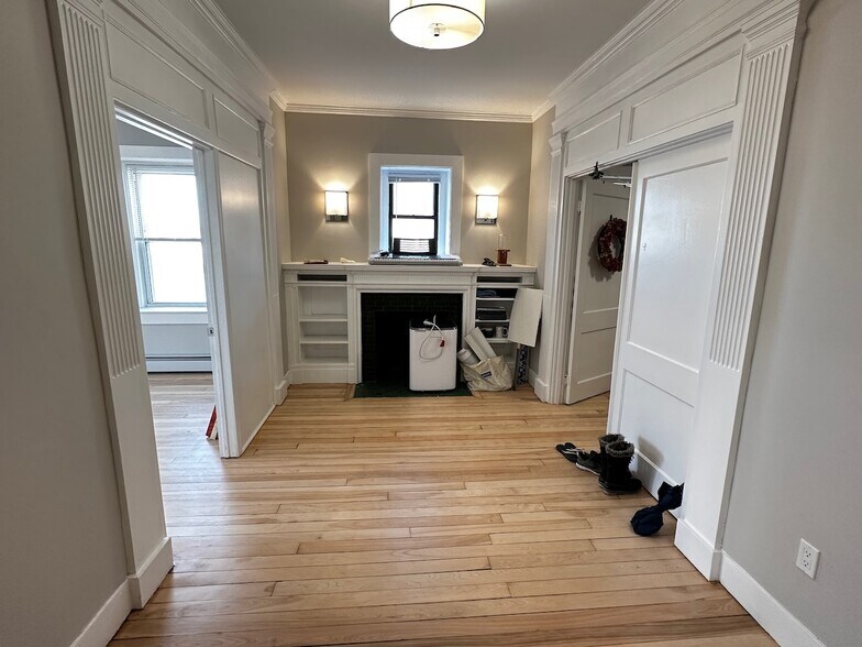 Building Photo - 1284 Commonwealth Avenue