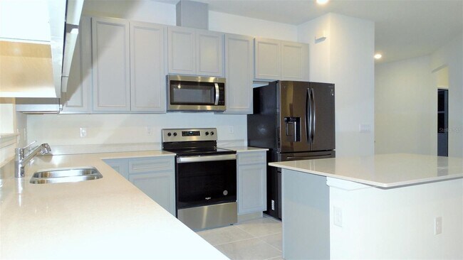Building Photo - 7641 Syracuse Dr