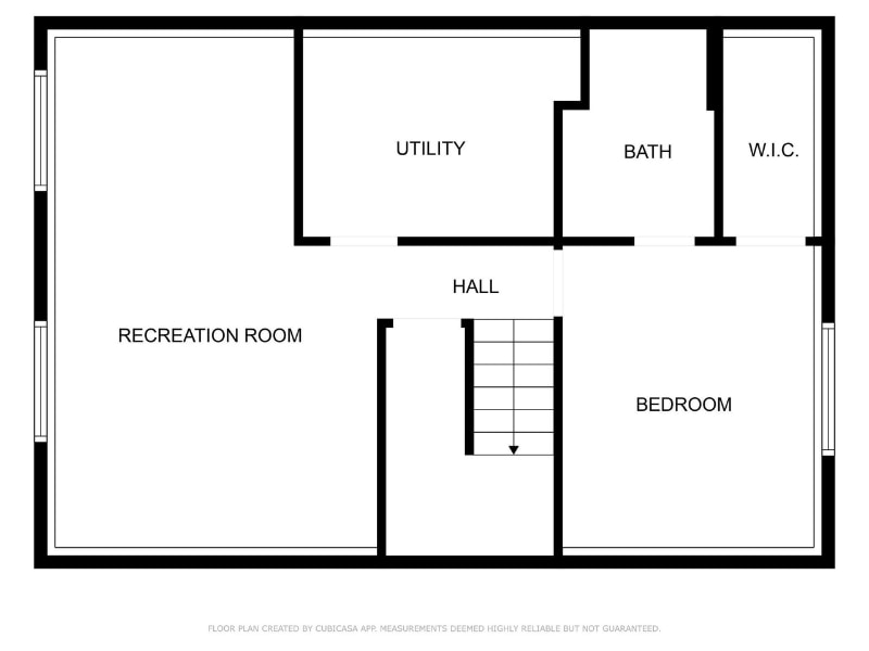 Building Photo - 8983 Vinewood Ln N
