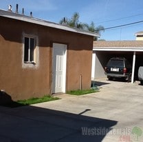 Building Photo - 3613 W 108th St