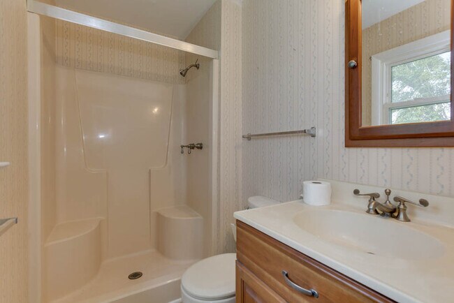 Building Photo - 2637 N Elizabeth Harbor Dr