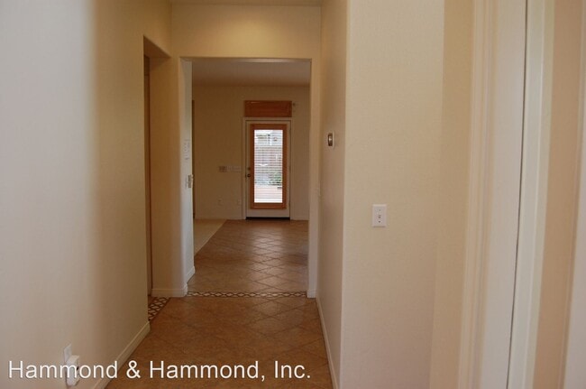 Building Photo - 5 br, 3.5 bath House - 21826 Delany Ln.