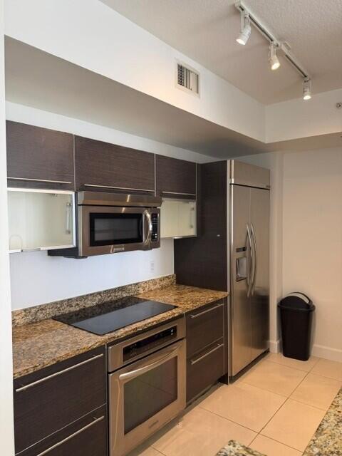 Building Photo - 550 Okeechobee Blvd