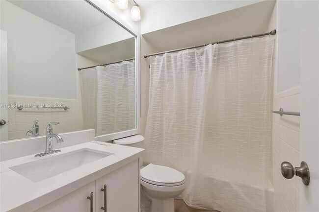 Building Photo - 1150 Madruga Ave