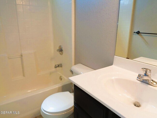 Building Photo - 2853 Time Rock Pl