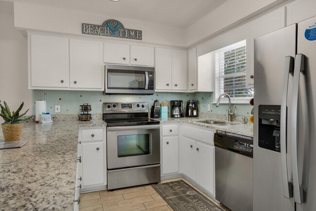 Building Photo - 340 Scenic Gulf Dr