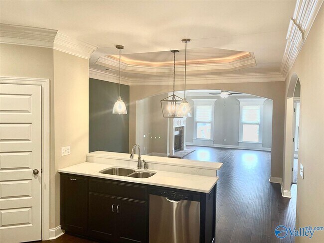 Building Photo - 8018 Misty Valley Way