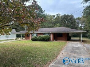 Building Photo - 127 Haden Rd