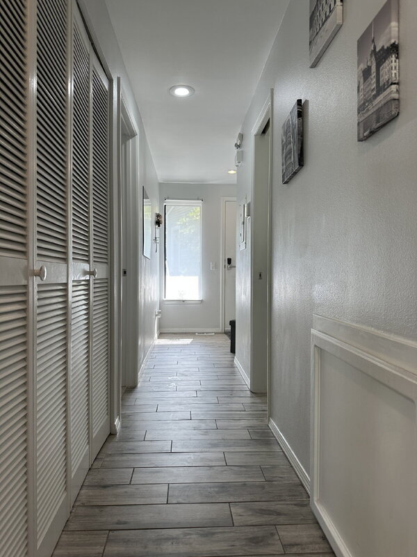 Building Photo - 11818 NE 105th Ct
