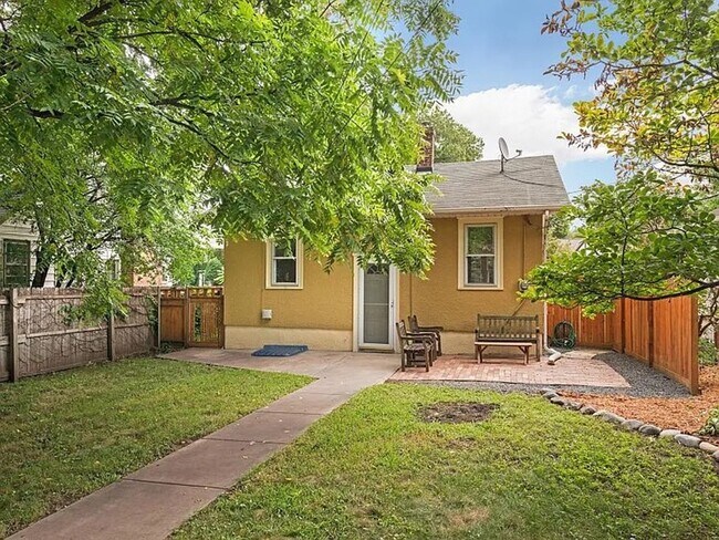 Building Photo - 5638 Wentworth Ave