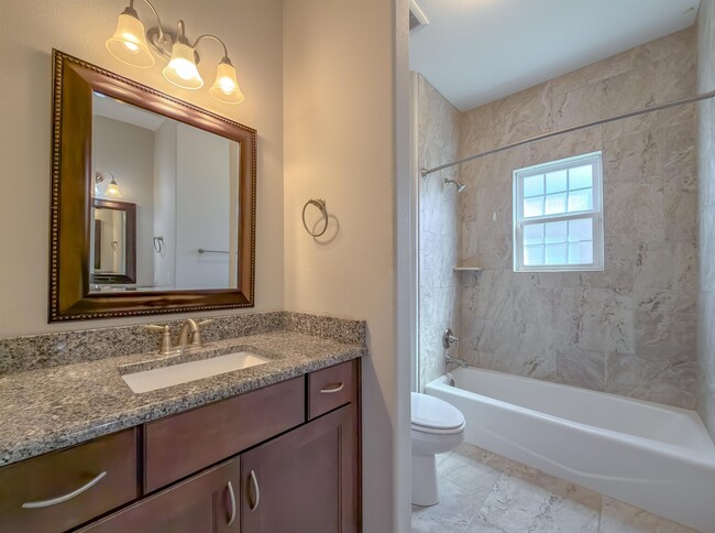 Building Photo - 2508 Goldenrod Wy