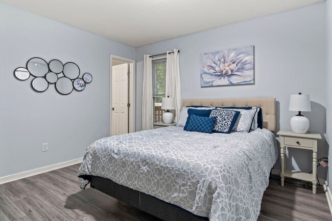 Building Photo - Charming 3/2 Home for Rent