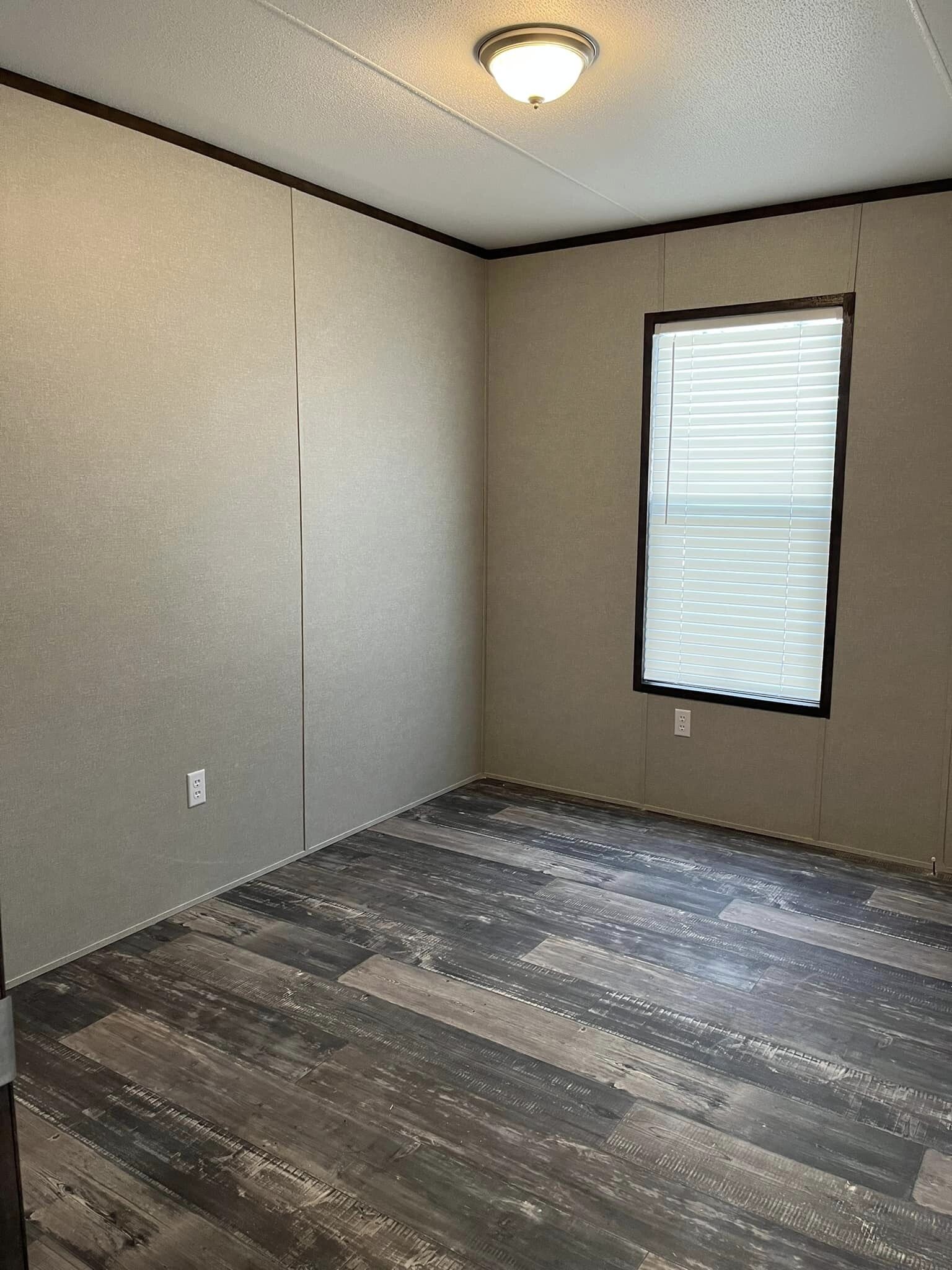 Building Photo - 133 Lillian St